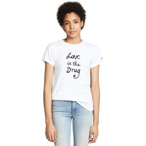 BELLA FREUD LOVE IS THE DRUG TEE BFNTS05-WHITE